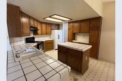 5930 Buckskin Place, Stockton, CA 95210 - Photo 6