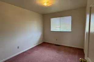 5930 Buckskin Pl, Stockton, CA 95210 - Photo 14
