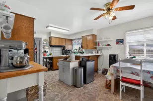 5220 North Pkwy, Sacramento, CA 95823 - Photo 10