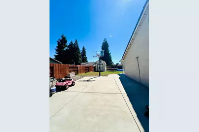 1035 Starbrook Drive, Galt, CA 95632 - Photo 4