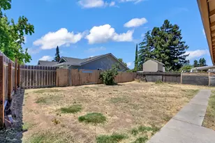 5713 Prince Edward Ln, Riverbank, CA 95367 - Photo 22