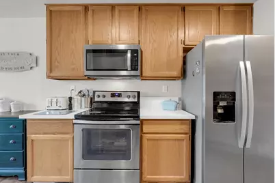 5713 Prince Edward Lane, Riverbank, CA 95367 - Photo 8