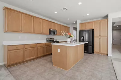 4344 Vanguard Drive, Modesto, CA 95356 - Photo 16