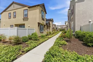 2032 Brave Hawk Loop, Roseville, CA 95747 - Photo 2