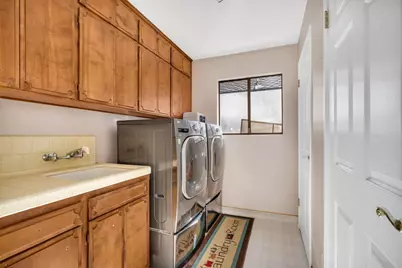 1037 Jackson Avenue, Los Banos, CA 93635 - Photo 24