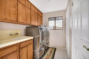 1037 Jackson Ave, Los Banos, CA 93635 - Photo 24