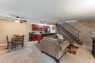 9000 El Cajon Way, Sacramento, CA 95826 - Photo 12