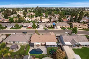 962 Stampede Trail, Galt, CA 95632 - Photo 2