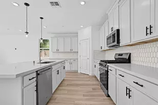 7795 Yellow Cups Wy, Sacramento, CA 95829 - Photo 2