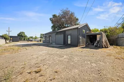 3300 27th Ave, Sacramento, CA 95820 - Photo 4