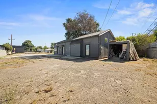 3300 27th Ave, Sacramento, CA 95820 - Photo 4