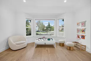 7636 Bridgeview Dr, Sacramento, CA 95831 - Photo 6