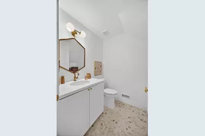 7636 Bridgeview Drive, Sacramento, CA 95831 - Photo 30
