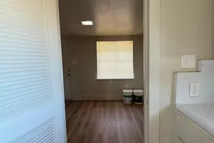 4079 E Heaton Ave, Fresno, CA 93702 - Photo 8