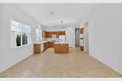380 Lyman Circle, Sacramento, CA 95835 - Photo 18