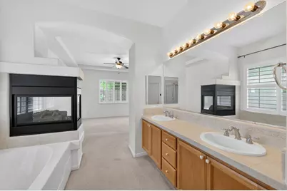 380 Lyman Circle, Sacramento, CA 95835 - Photo 42