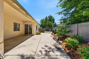 380 Lyman Cir, Sacramento, CA 95835 - Photo 56