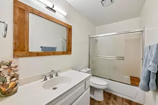 2280 Hurley Way, Sacramento, CA 95825 - Photo 18
