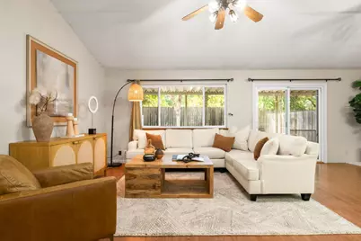 7859 Casa Bella Way, Citrus Heights, CA 95610 - Photo 4