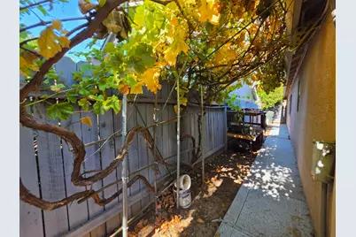 4749 Porto Pino Way, Antelope, CA 95843 - Photo 22