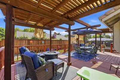 8904 Royal Gate Way, Elk Grove, CA 95624 - Photo 46