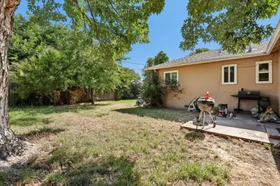 1465 Mathews Way, Sacramento, CA 95822 - Photo 8