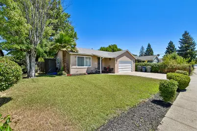 1465 Mathews Way, Sacramento, CA 95822 - Photo 4