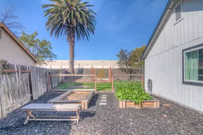 2886 Leslie Lane, West Sacramento, CA 95691 - Photo 32