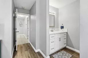 3529 Lindenwood Way, Sacramento, CA 95826 - Photo 18
