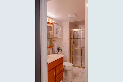 8323 Newbridge Way, Citrus Heights, CA 95610 - Photo 18