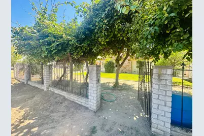 1633 Walnut, Escalon, CA 95320 - Photo 26