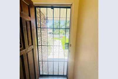 1633 Walnut, Escalon, CA 95320 - Photo 8