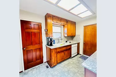 1633 Walnut, Escalon, CA 95320 - Photo 4
