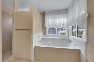 1700 Elizabeth Ln, Yuba City, CA 95993 - Photo 10