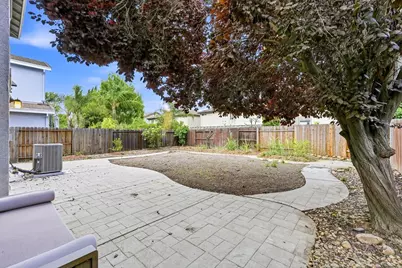 10133 Lofton Way, Elk Grove, CA 95757 - Photo 32