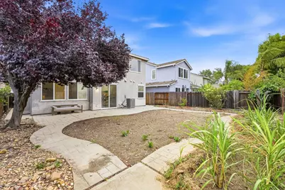 10133 Lofton Way, Elk Grove, CA 95757 - Photo 34