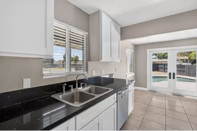 6101 Shenandoah Drive, Sacramento, CA 95841 - Photo 16