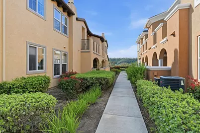 11149 Catarina Lane #82, San Diego, CA 92128 - Photo 2