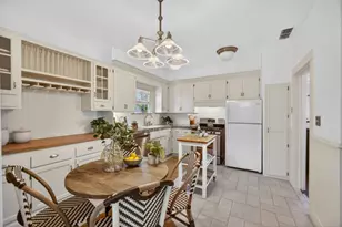 1035 34th St, Sacramento, CA 95816 - Photo 10