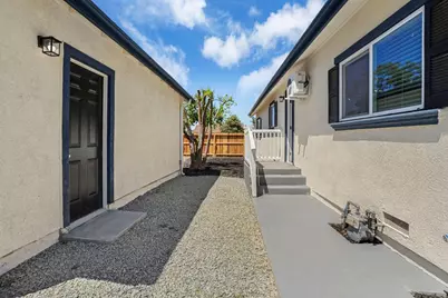 2865 S El Dorado Street, Stockton, CA 95206 - Photo 18