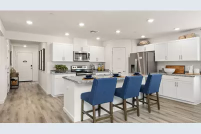 1207 Strawberry Drive, Yuba City, CA 95993 - Photo 2