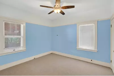916 Mission Way, Sacramento, CA 95819 - Photo 18