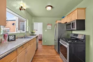 1360 Buena Vista Ave, Stockton, CA 95203 - Photo 14
