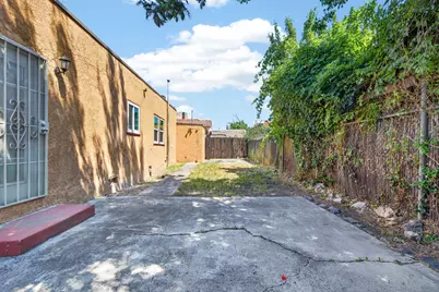 1360 Buena Vista Avenue, Stockton, CA 95203 - Photo 24