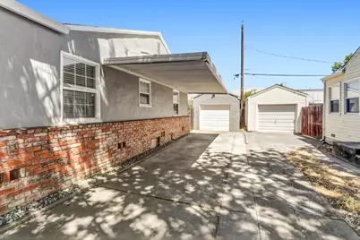 2729 Kroy Way, Sacramento, CA 95817 - Photo 30