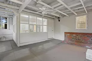 2044 Del Rio Dr, Stockton, CA 95204 - Photo 10