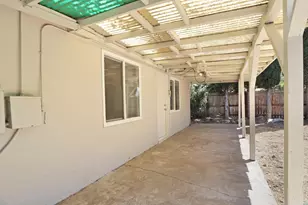 2044 Del Rio Dr, Stockton, CA 95204 - Photo 40