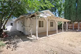 2044 Del Rio Dr, Stockton, CA 95204 - Photo 38