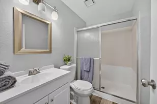 8120 La Almendra Way, Sacramento, CA 95823 - Photo 28