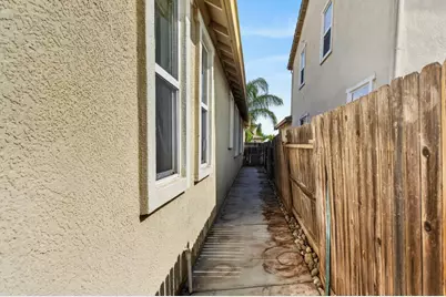 8304 Sundance Lane, Elk Grove, CA 95624 - Photo 44